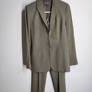 Classiques Entier Women's 2 Piece Business Wool Pant Suit - Olive Green - Size 4